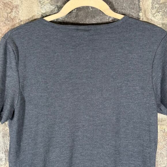 Anvil‎ Tee Woman's Medium Gray Chicago's Finest Police CPD V-Neck Scoop Neck - Picture 8 of 13